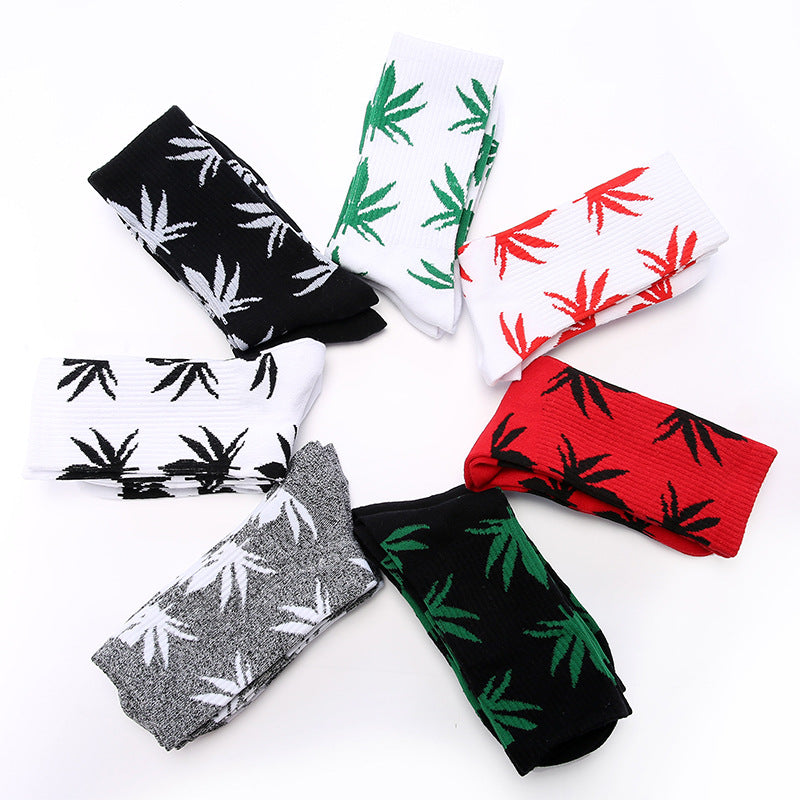 Threaded Tube Maple Leaf Printed Cotton Socks